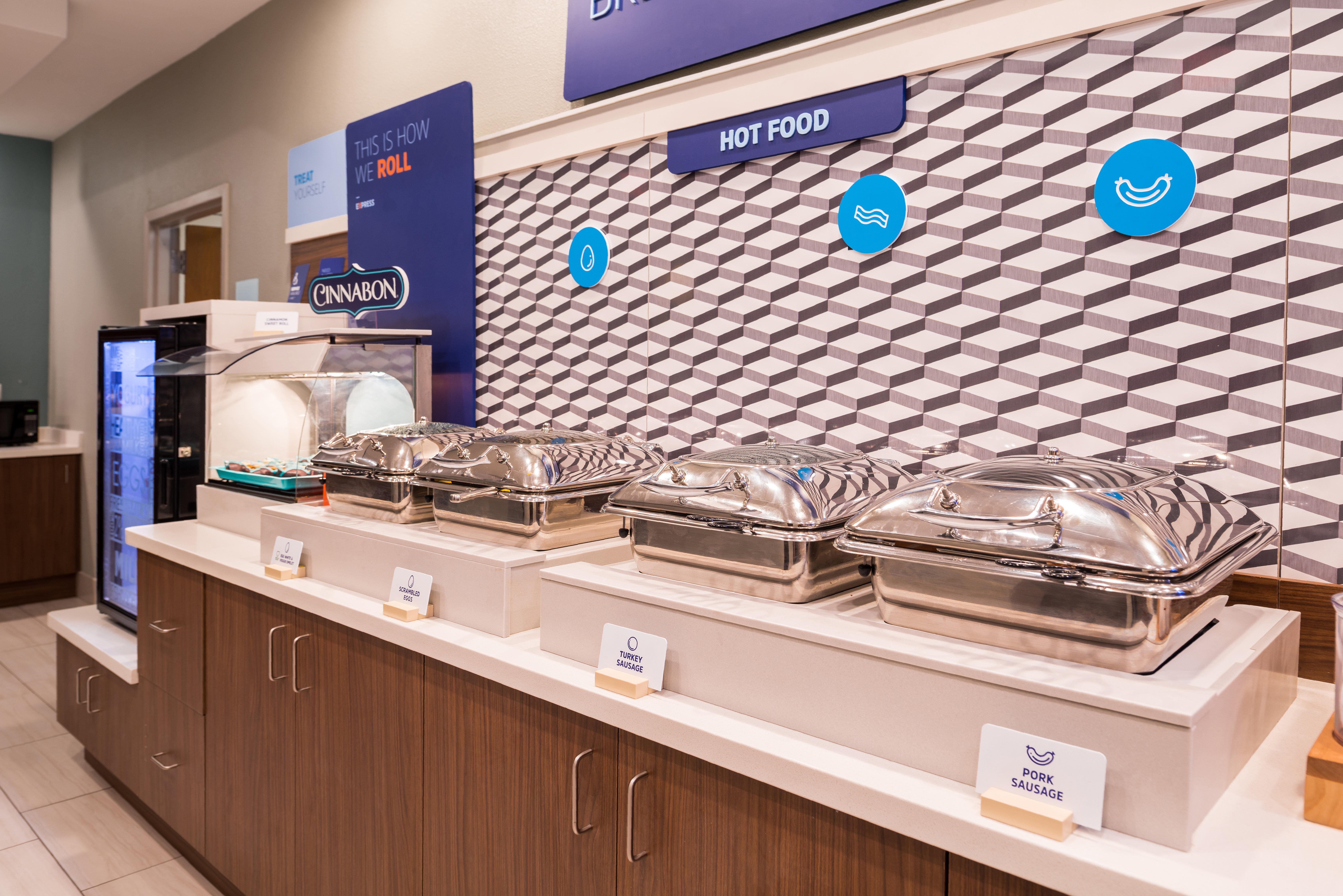 Holiday Inn Express Hotel & Suites Tampa-Anderson Road-Veterans Exp By Ihg West Chase Екстер'єр фото