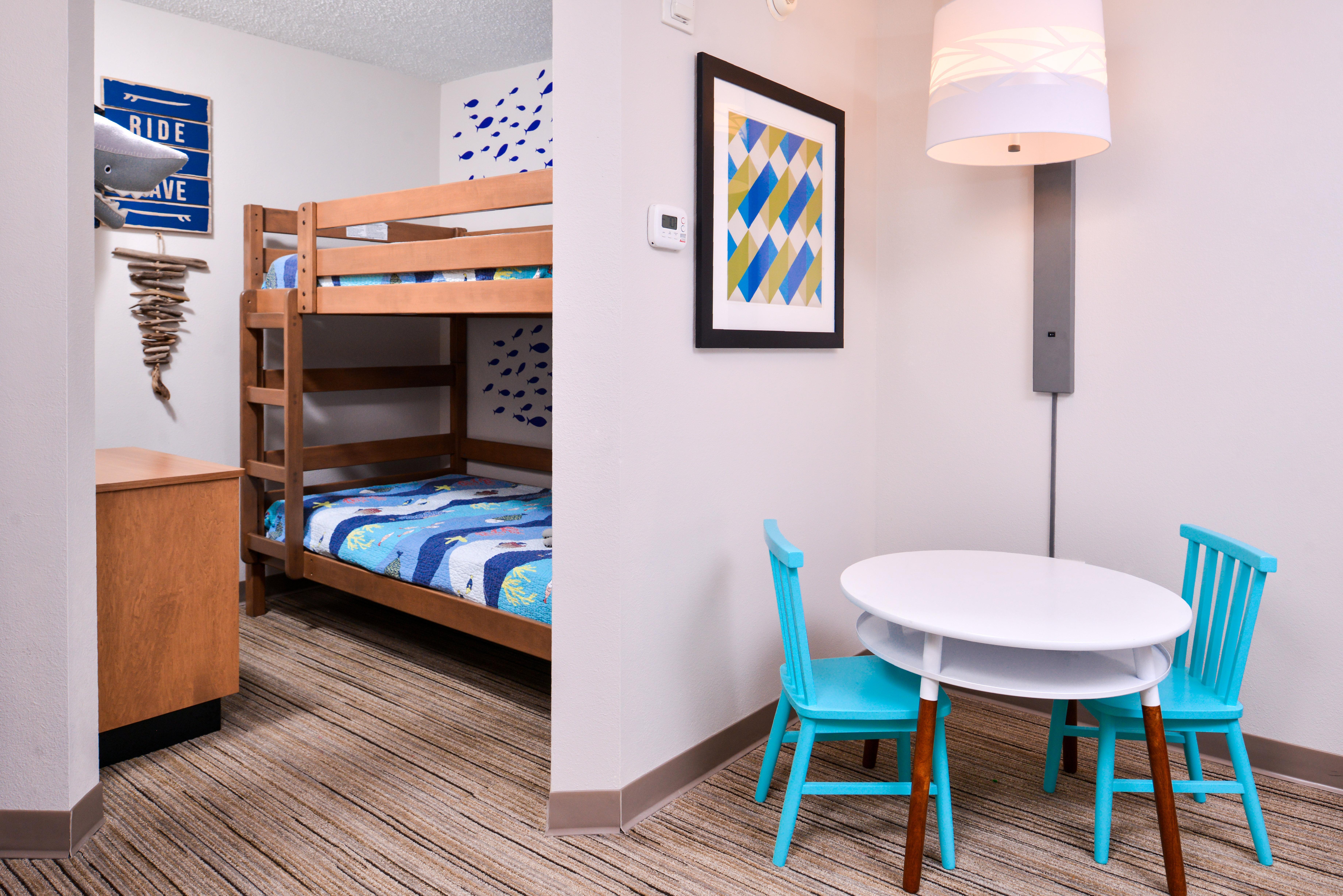Holiday Inn Express Hotel & Suites Tampa-Anderson Road-Veterans Exp By Ihg West Chase Екстер'єр фото