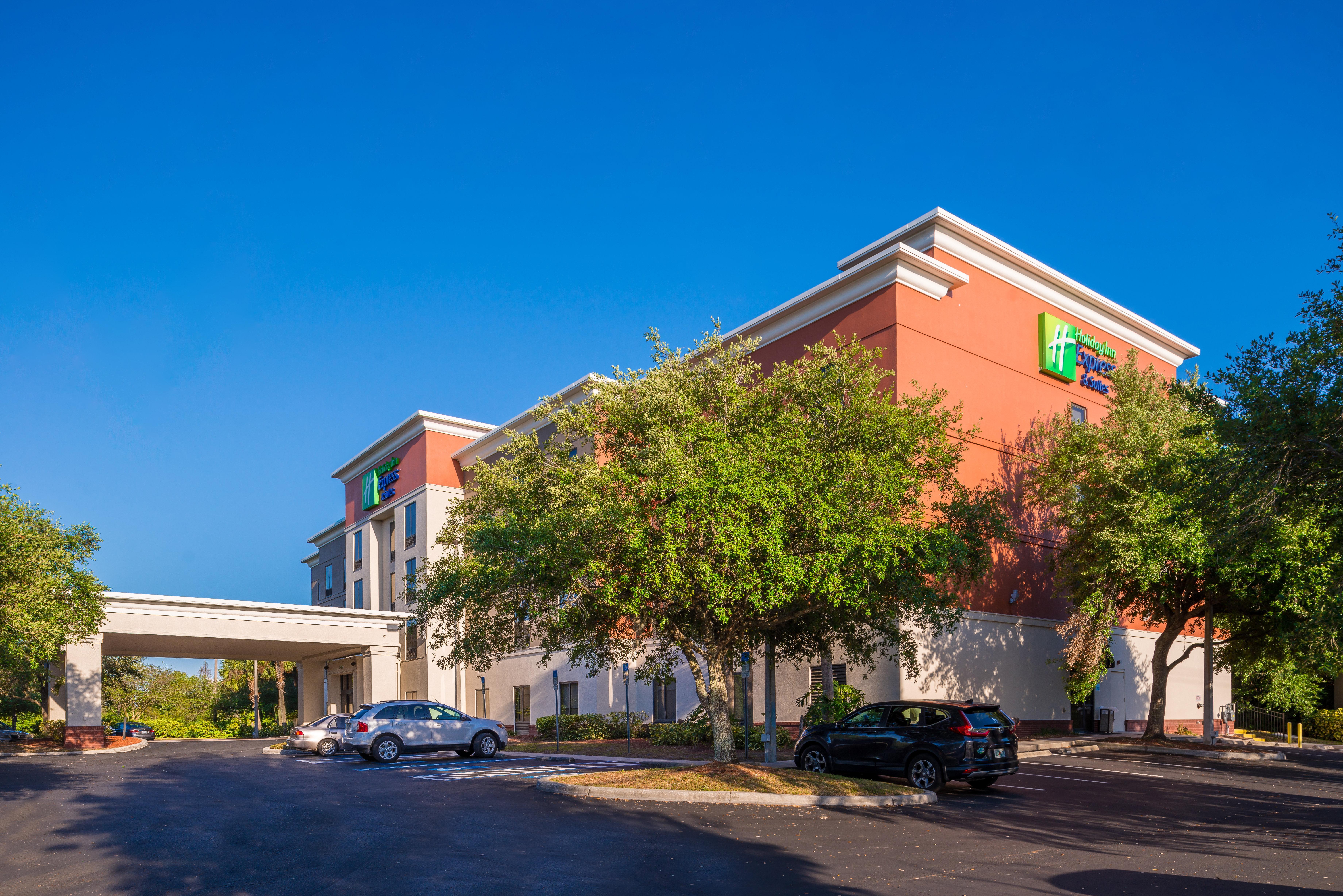 Holiday Inn Express Hotel & Suites Tampa-Anderson Road-Veterans Exp By Ihg West Chase Екстер'єр фото